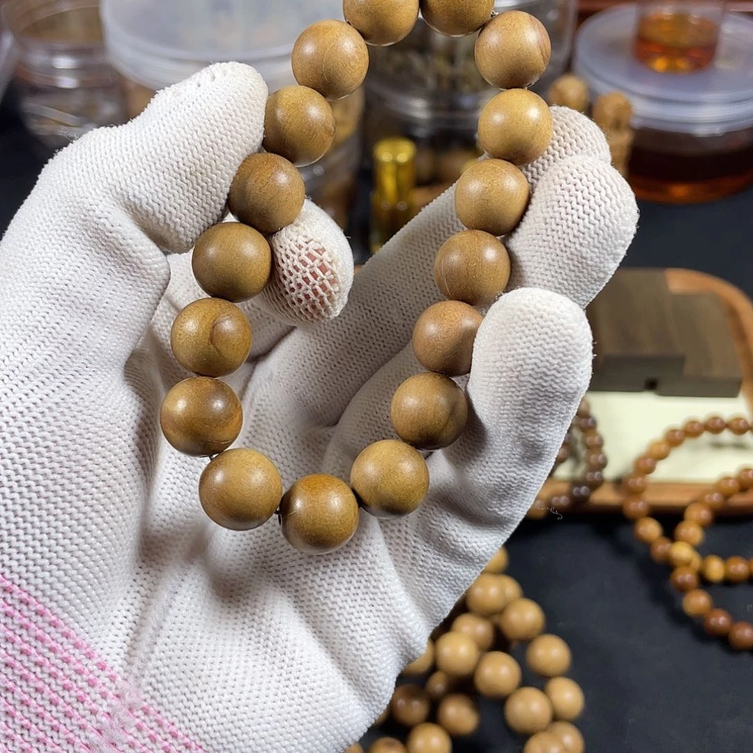 檀香木1.2顺纹黑肉，印度老山檀香