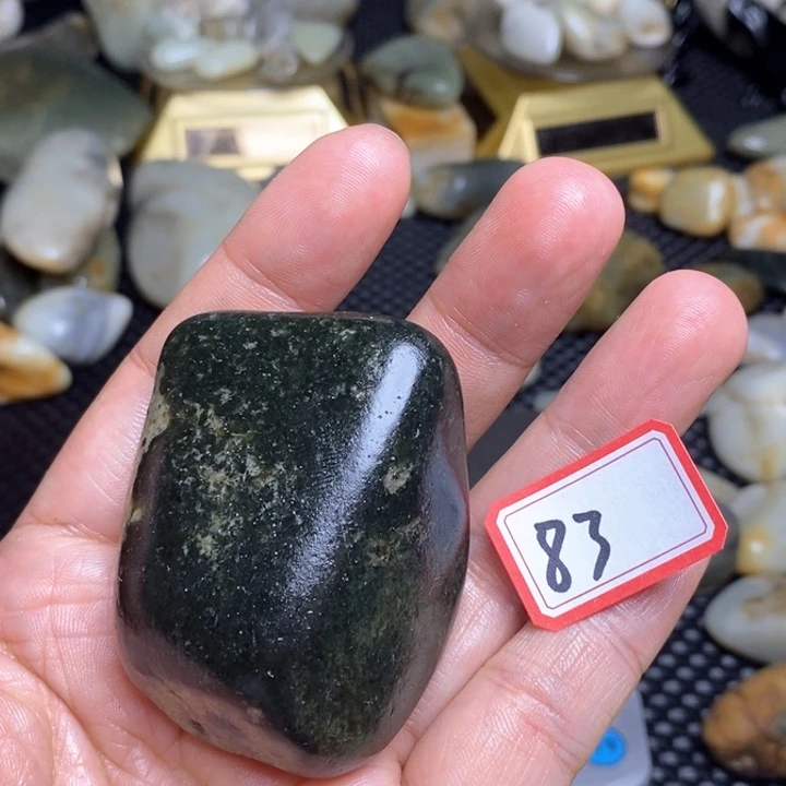 未镶嵌和田玉把件83