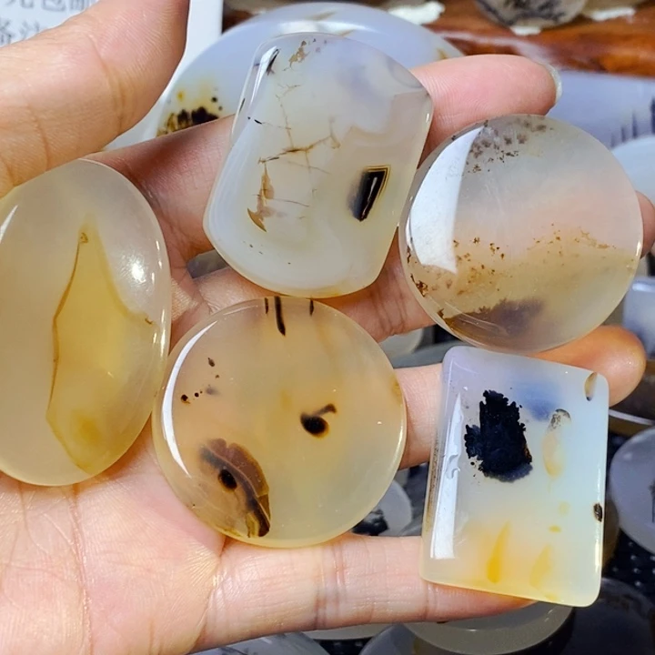 玛瑙/玉髓未镶嵌珠宝半成品