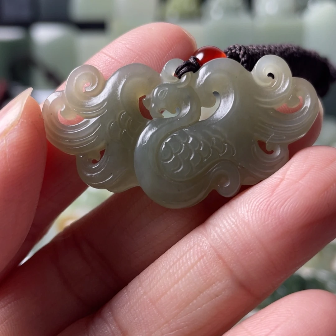 和田玉（糖玉）未镶嵌颈饰