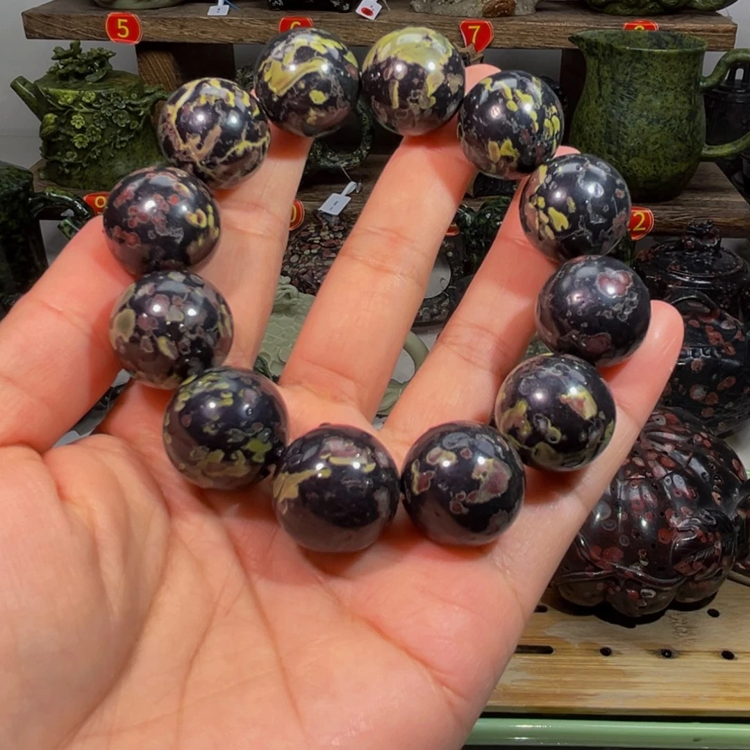 梅花石安山玉精品18