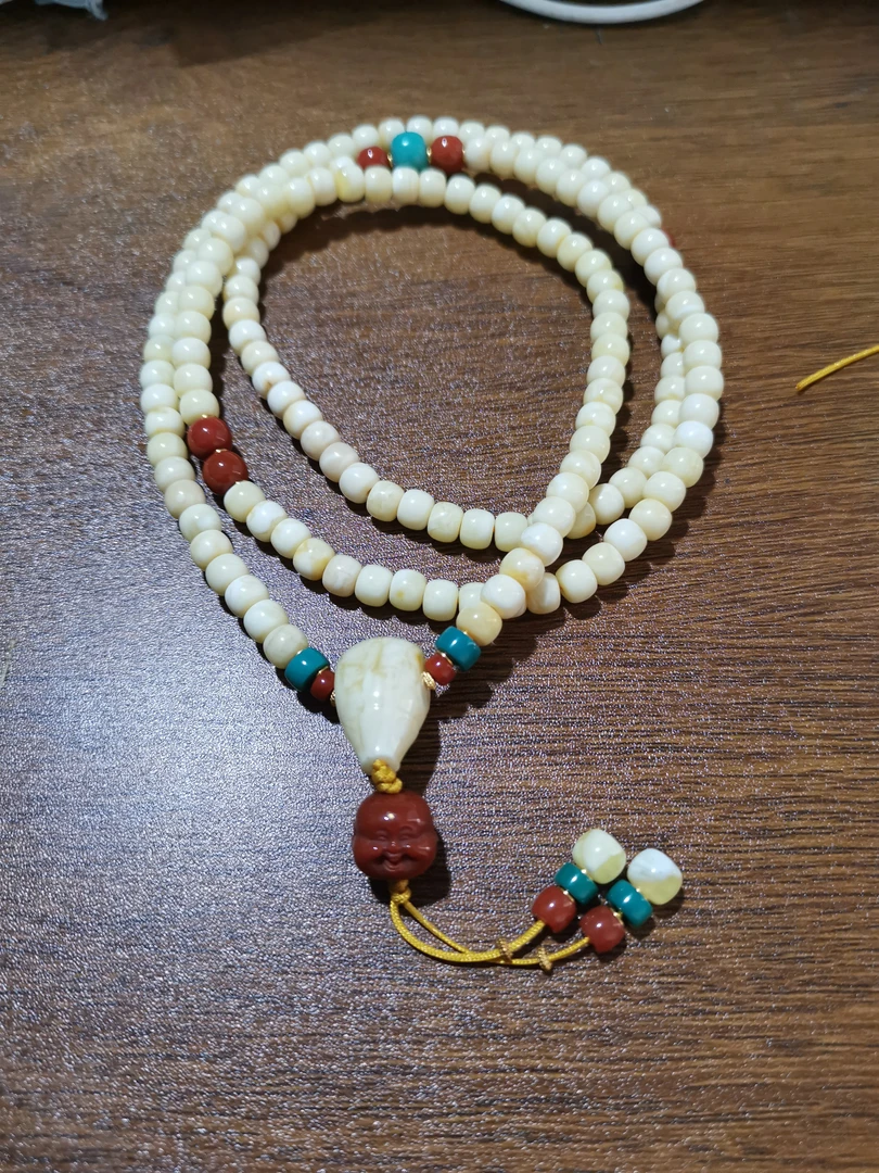 文玩蜜蜡脖挂108