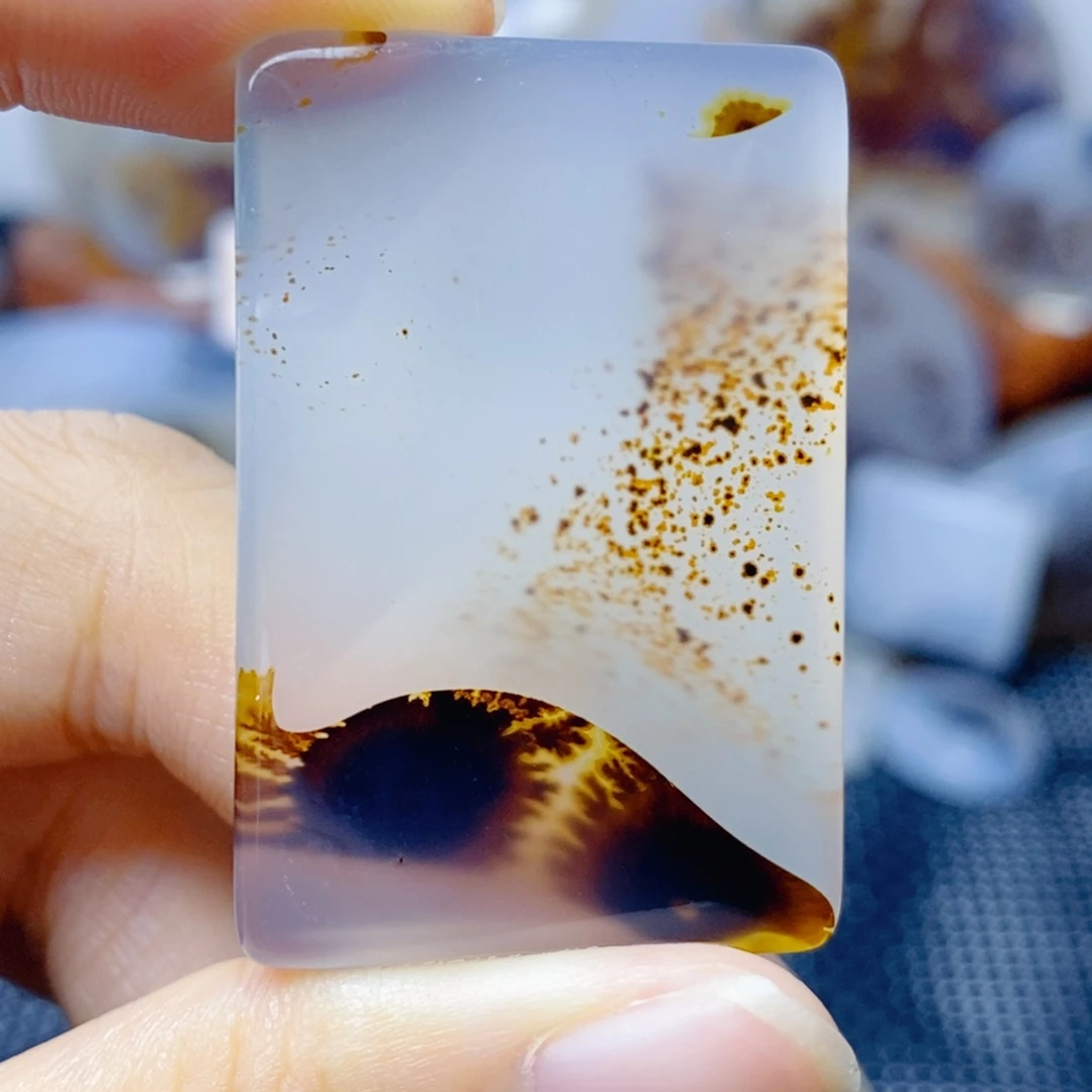 玛瑙/玉髓未镶嵌珠宝奇石