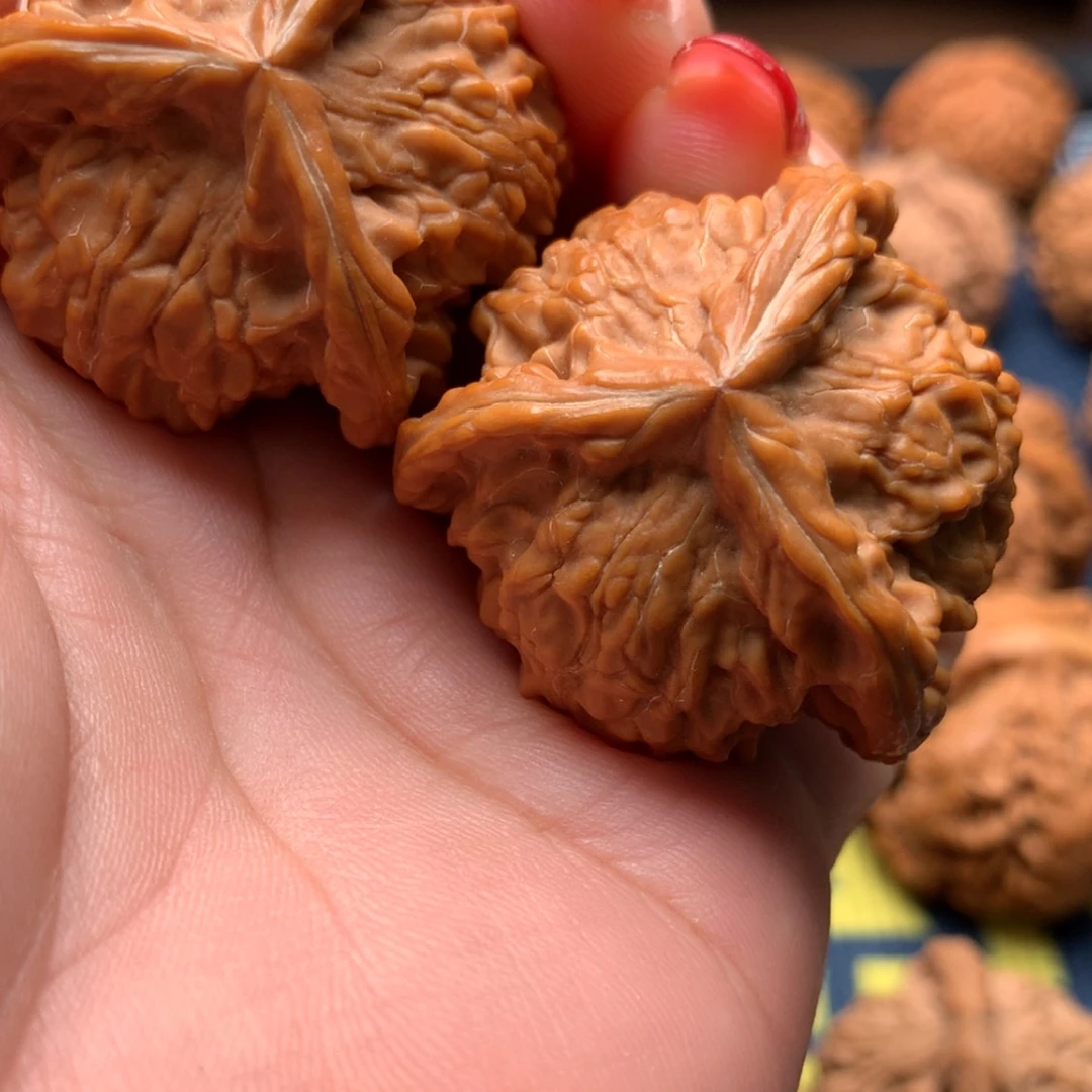 【闪购商品】把件文玩核桃开*伟三棱38