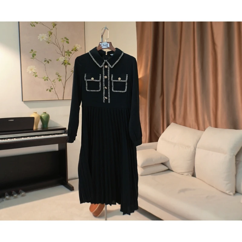 G246 小香风拼接百褶下摆黑色连衣裙女 432C43