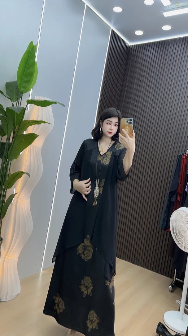 夏季新款黑花大气高端假两件连衣裙宽松拼接女装中长款