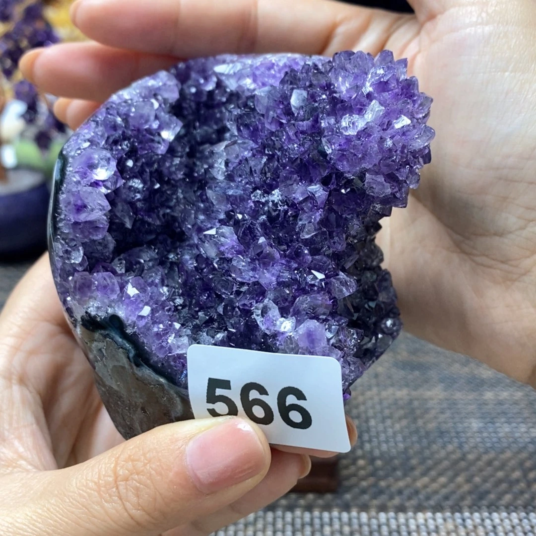 用***0未镶嵌大型摆件（非配饰）紫晶