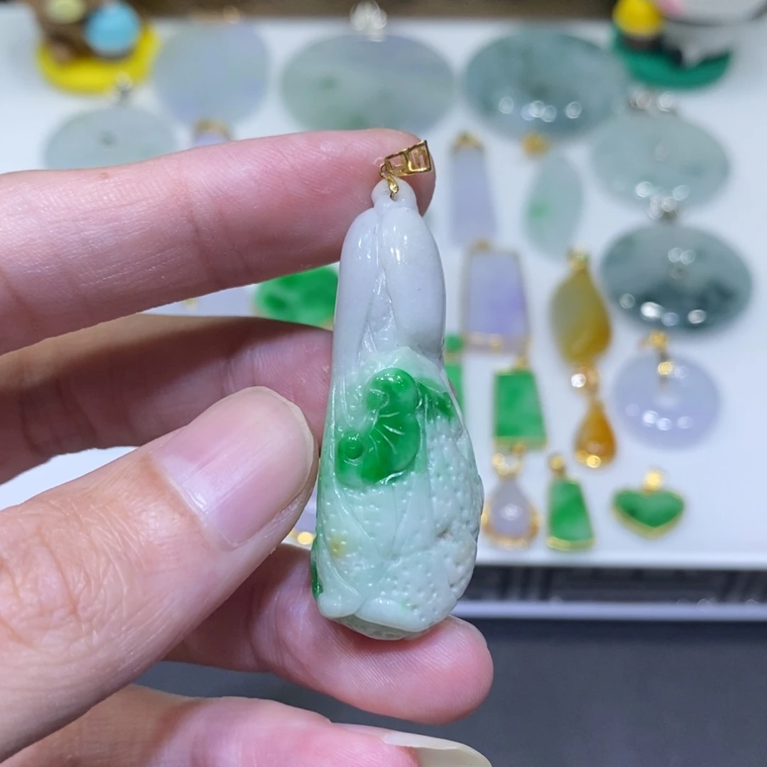 翡翠18K金镶嵌吊坠(不含链)