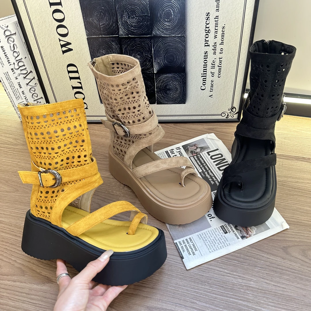 Damsel-厚底套趾凉靴2025新款小个子夏季时尚露趾洞洞靴镂空短靴