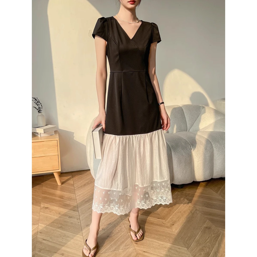 黑色短袖连衣裙女夏2025新款网纱拼接v领T恤裙气质中长款a字裙子