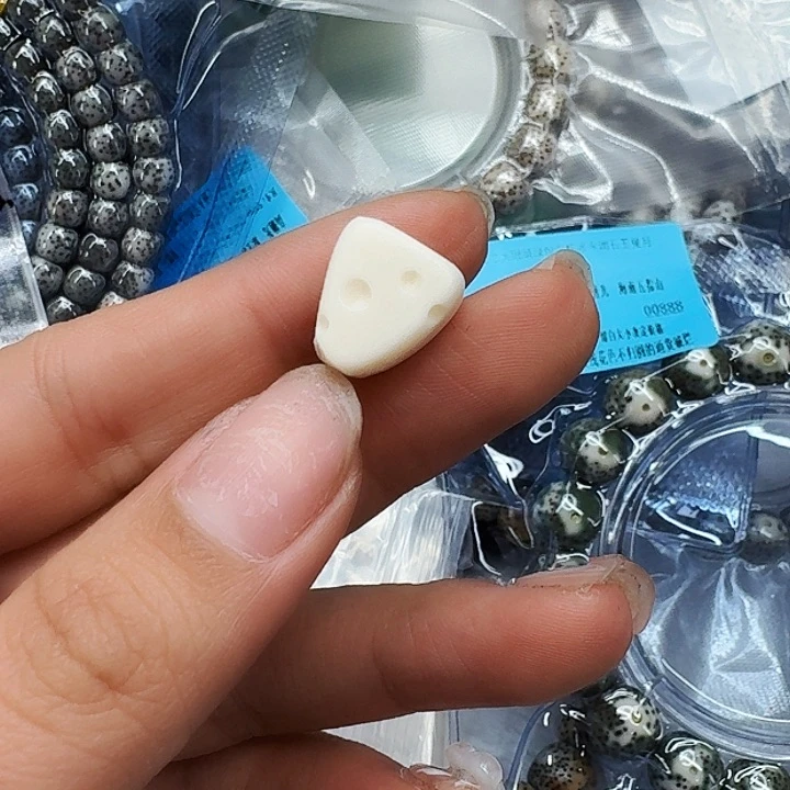 驼骨其他436配饰奶酪12左右尺寸