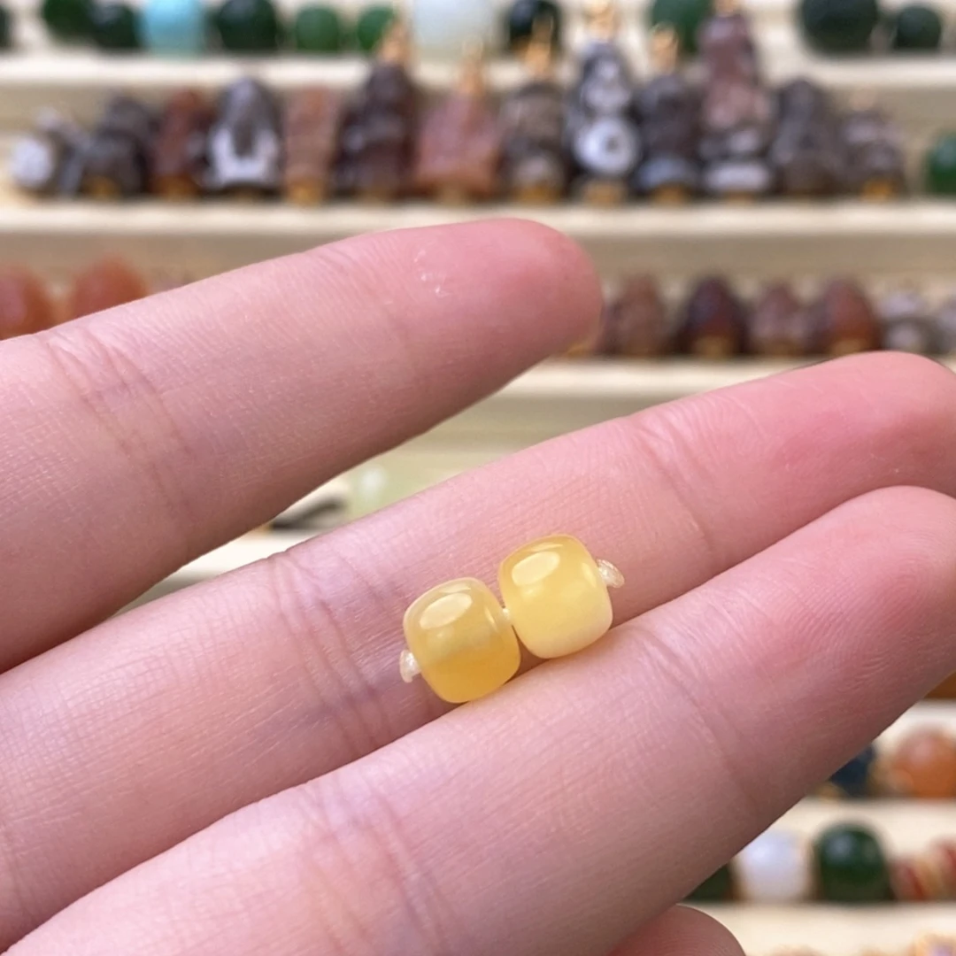 蜜蜡颈饰未镶嵌对珠