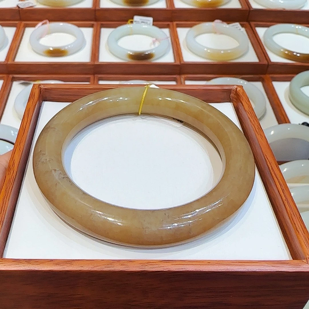 和田玉手镯未镶嵌全糖59