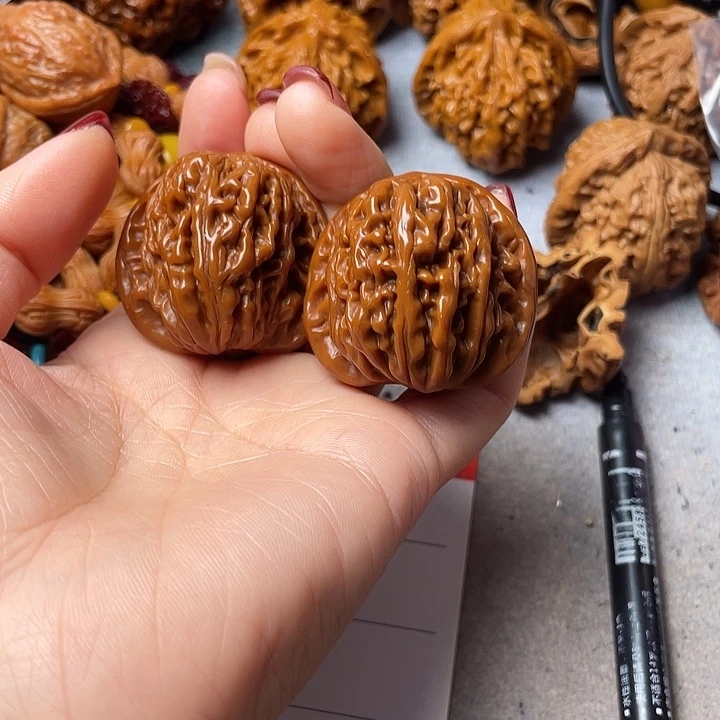 天***道文玩核桃吊坠四座楼