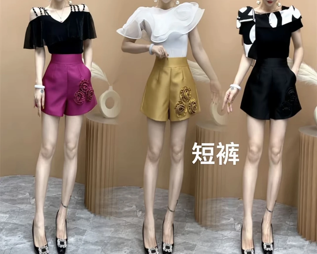 轻奢高档立体花朵短裤夏季后拉链时尚百搭修身显瘦