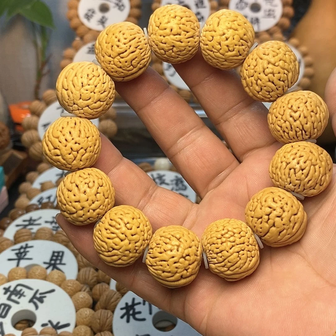 【闪购商品】一**会桃核手串白月光手串