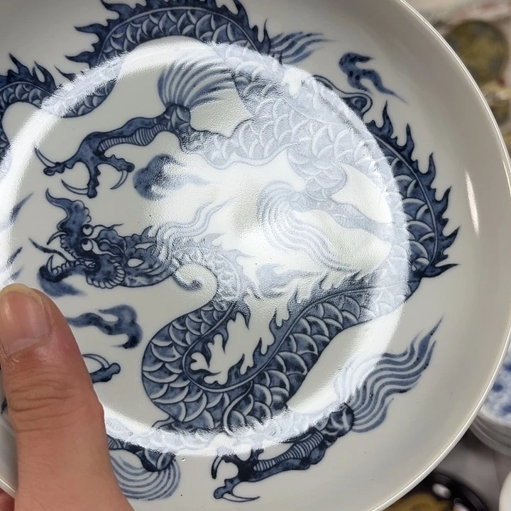 瓷片青花铠甲龙大胡乘景德镇