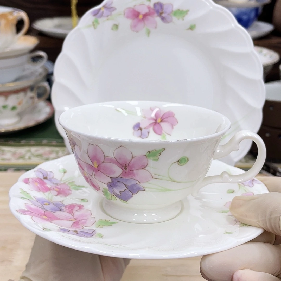 鹿屋家的美丽咖啡杯