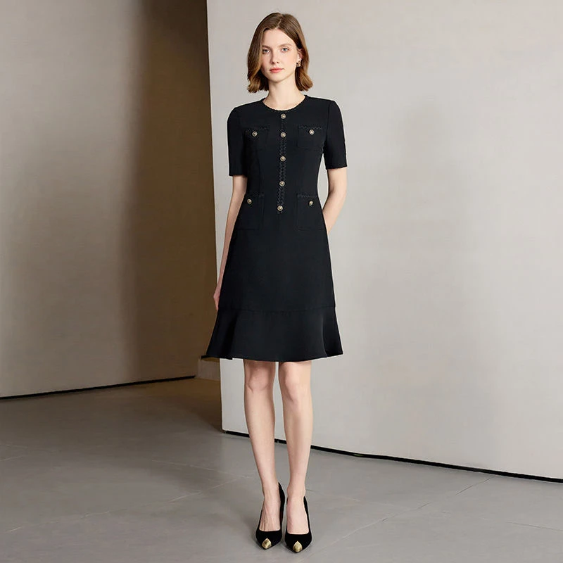简单大方收腰气质黑色连衣裙女夏复古A字荷叶边裙子职业装工作服