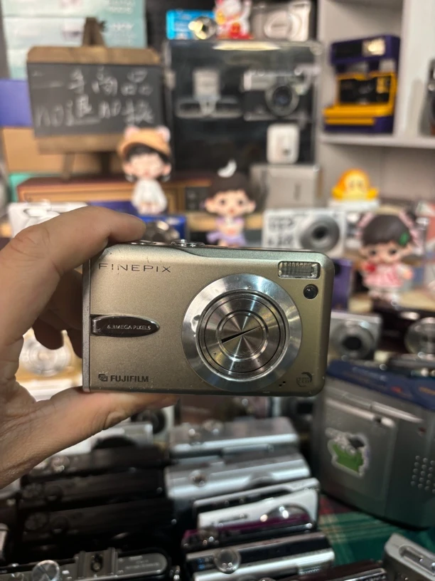 9新 Fujifilm/富士 f30 人像王 胶片感 热门款 no退no换