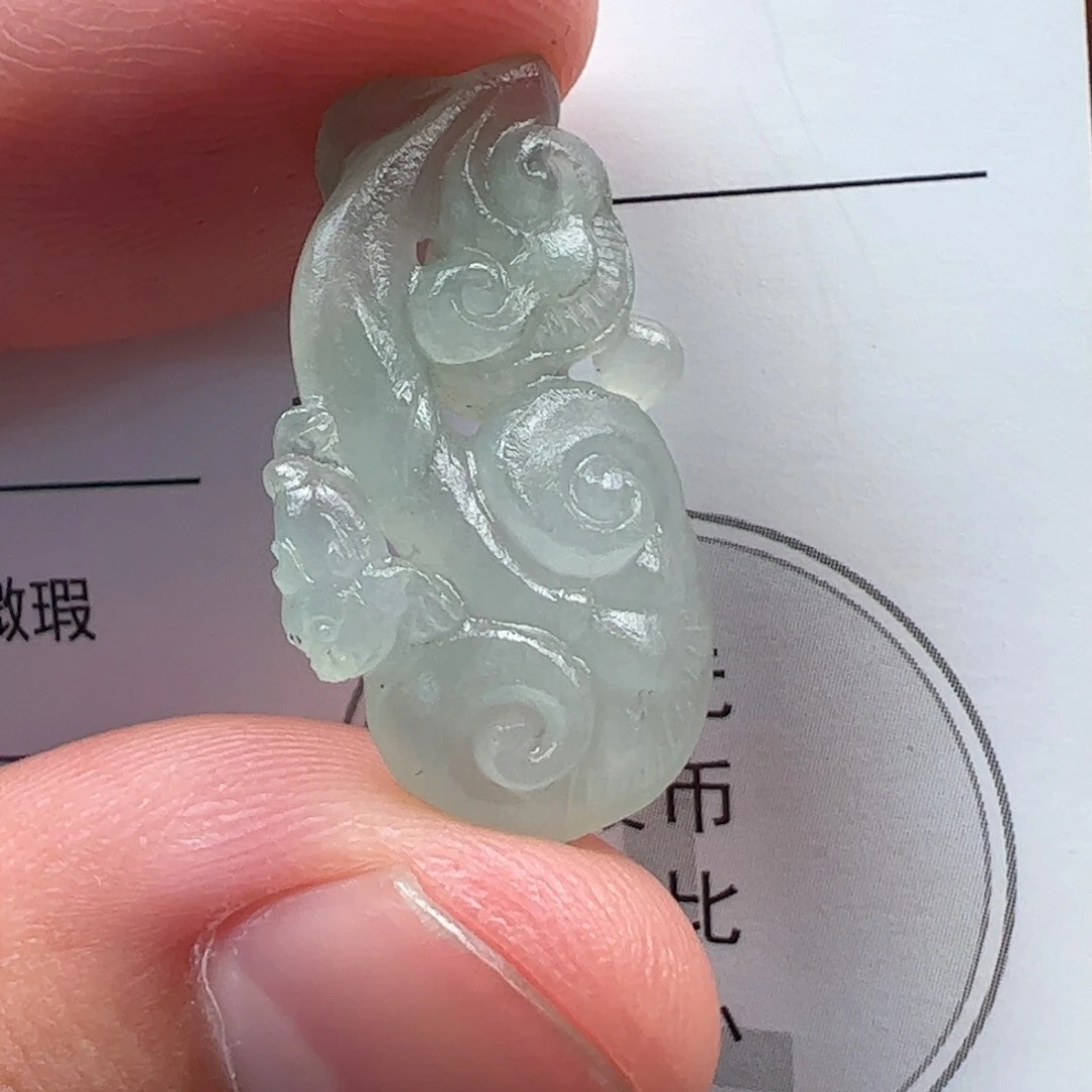 定制翡翠未镶嵌如意