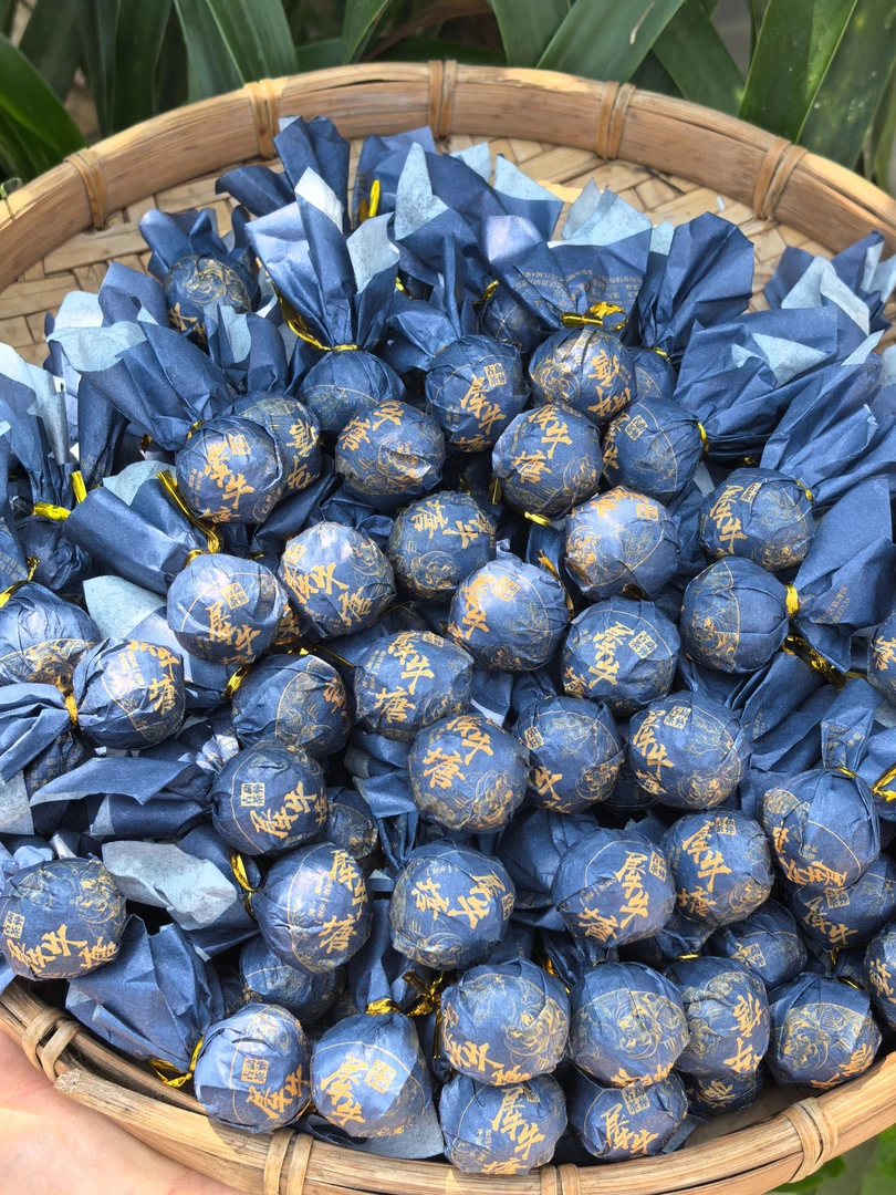 2023年 犀牛塘古树纯料 普洱生茶 龙珠