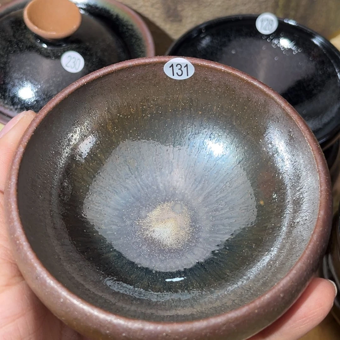 茶盏义兴龙窑坚持真柴烧