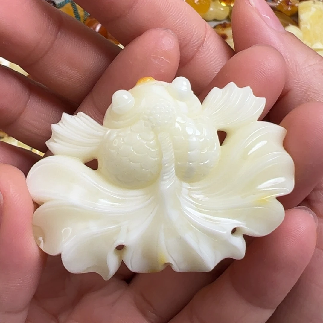 蜜蜡未镶嵌裸石蜜蜡