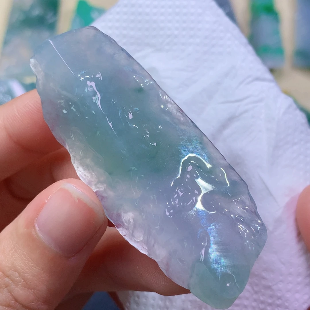 翡翠未镶嵌吊坠(赠链) 1947