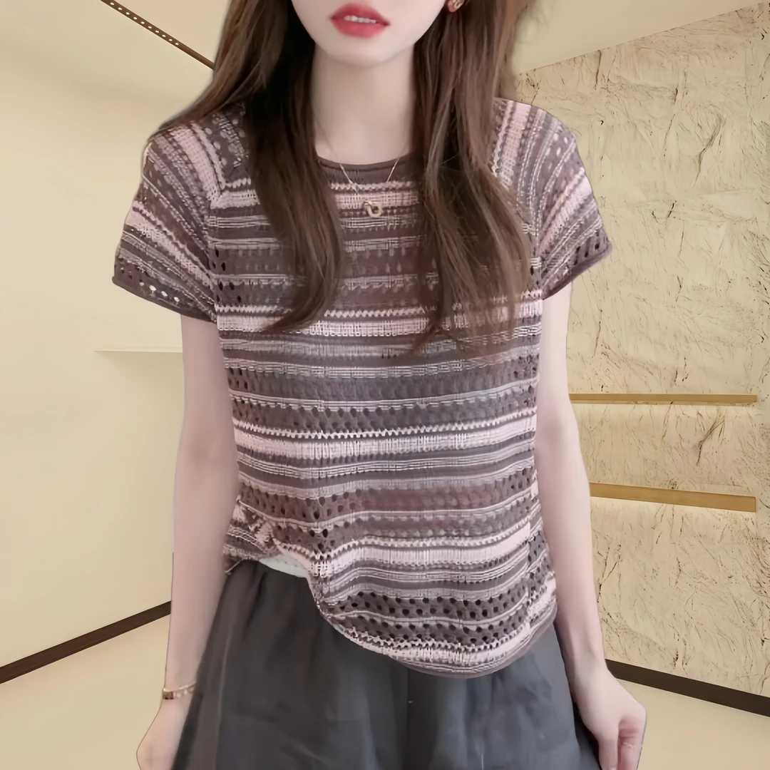 2025时尚新款夏季镂空气质圆领短袖针织衫显瘦条纹套头女士上衣