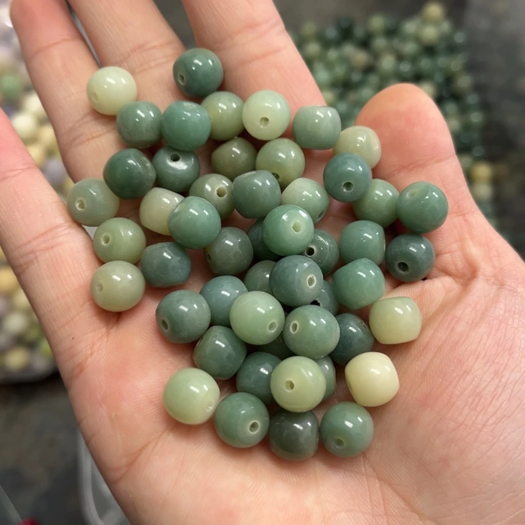 【闪购商品】白玉菩提吊坠z9 100+50微瑕酒桶