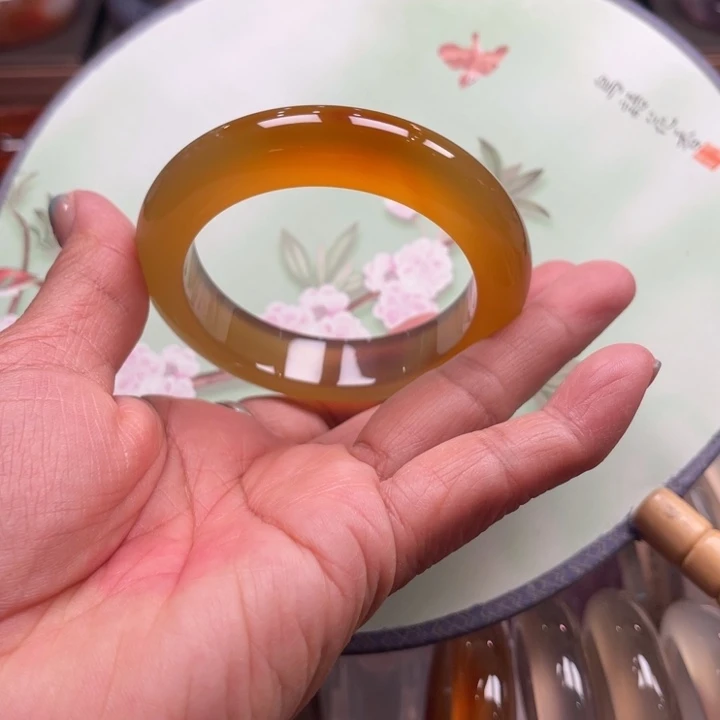 玛瑙/玉髓未镶嵌手镯