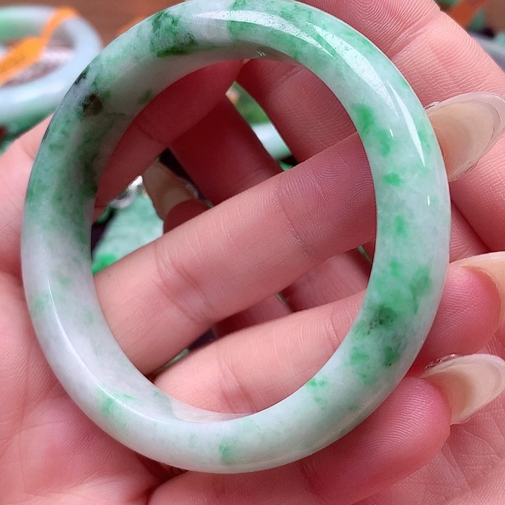 未镶嵌手镯翡翠翡翠手镯