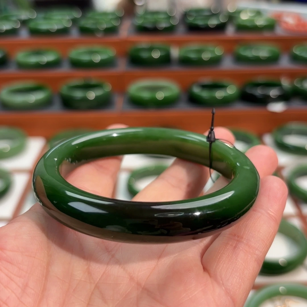 和田玉（碧玉）未镶嵌手镯61