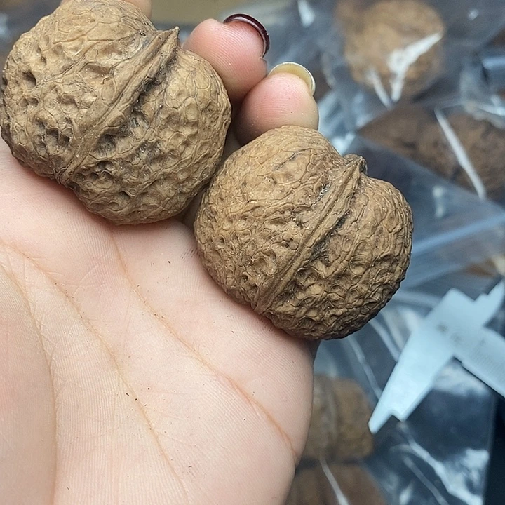 把件文玩核桃         48h