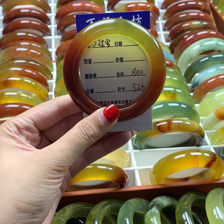 蛇纹石玉未镶嵌手镯小****）