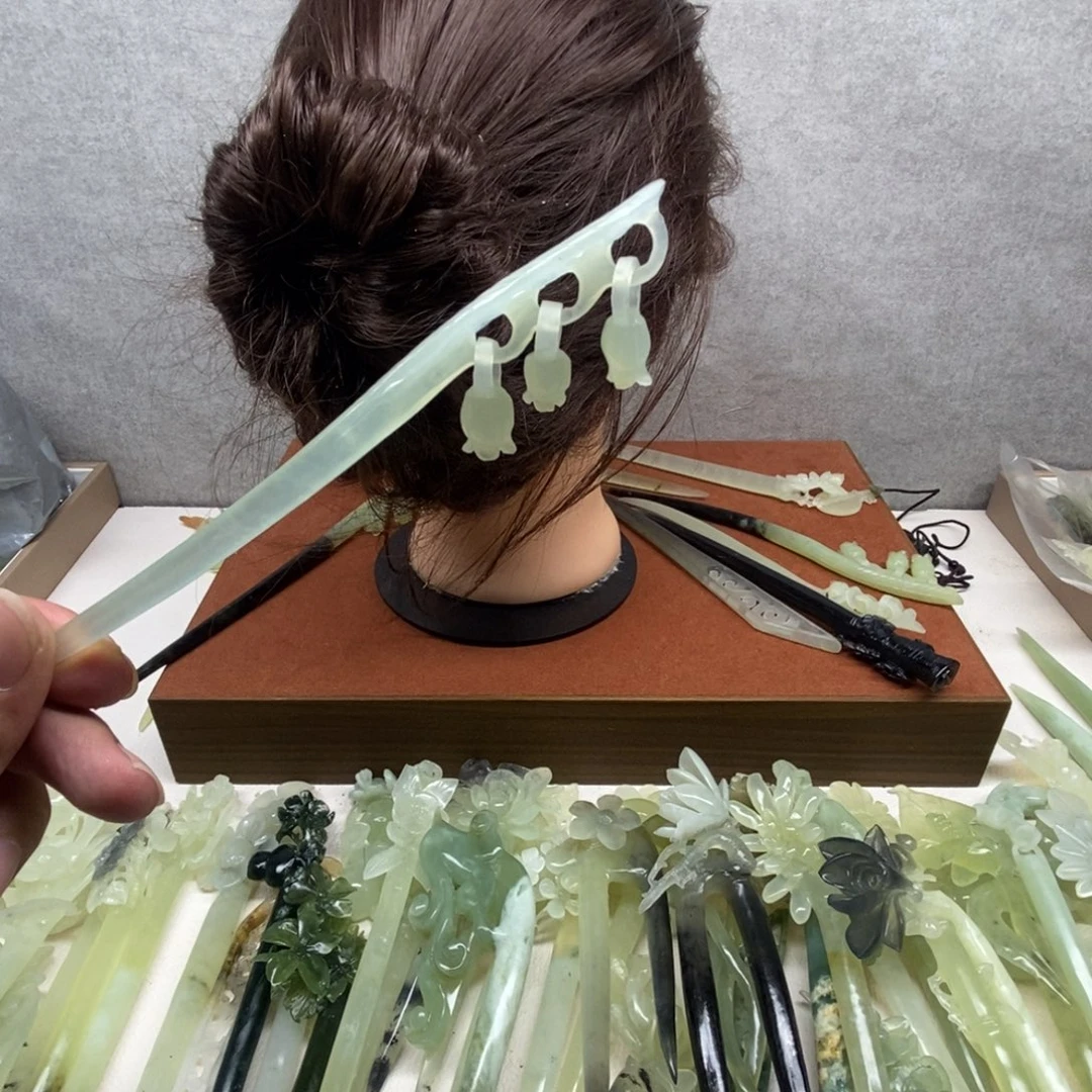 蛇纹石玉未镶嵌发饰