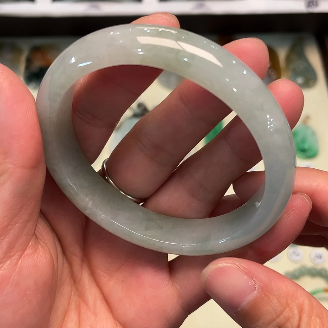 翡翠未镶嵌颈饰天然翡翠