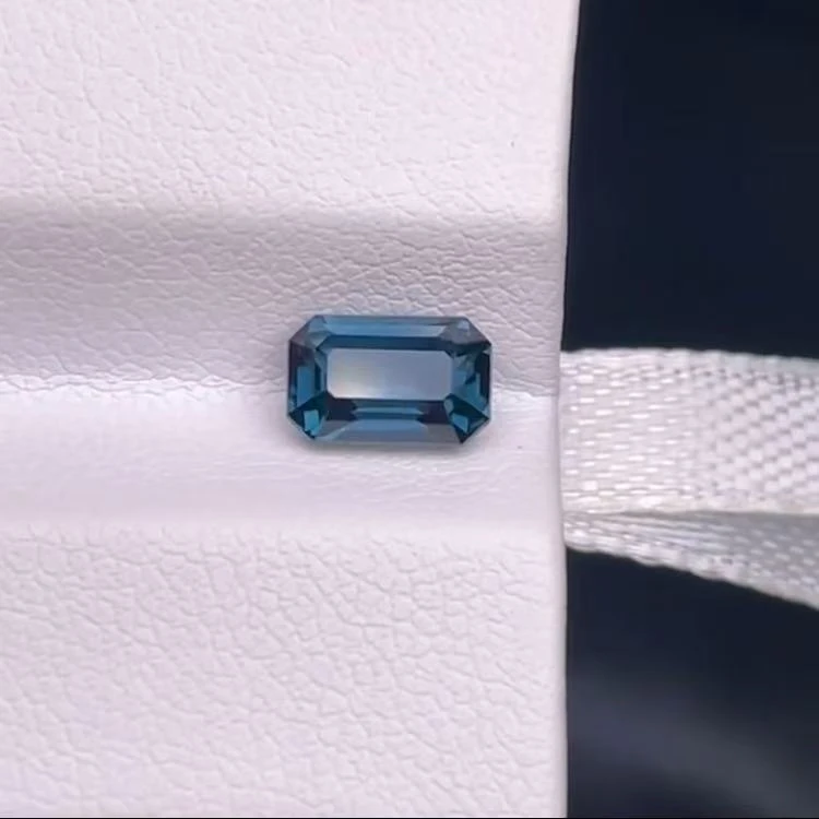 尖晶石 1.55克拉