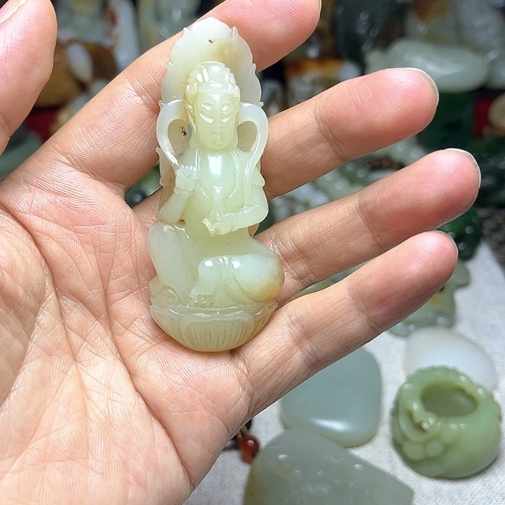 和田玉未镶嵌挂件