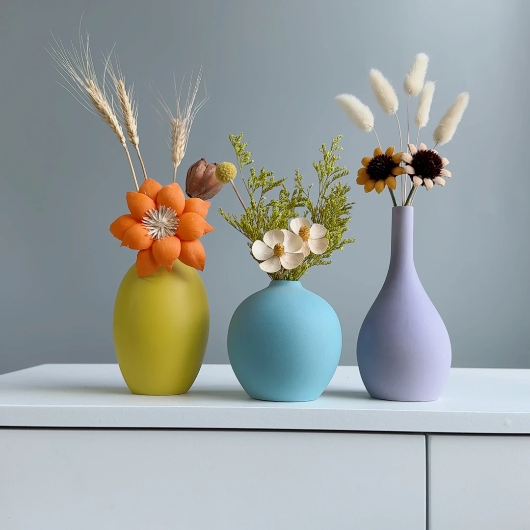 摆件陶瓷小花瓶摆件含花总高约20-30cm