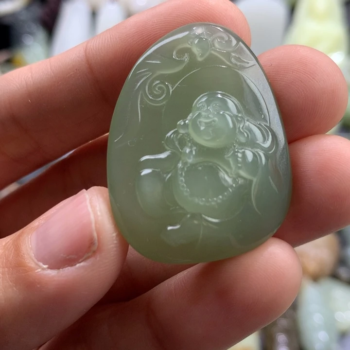 和田玉颈饰未镶嵌