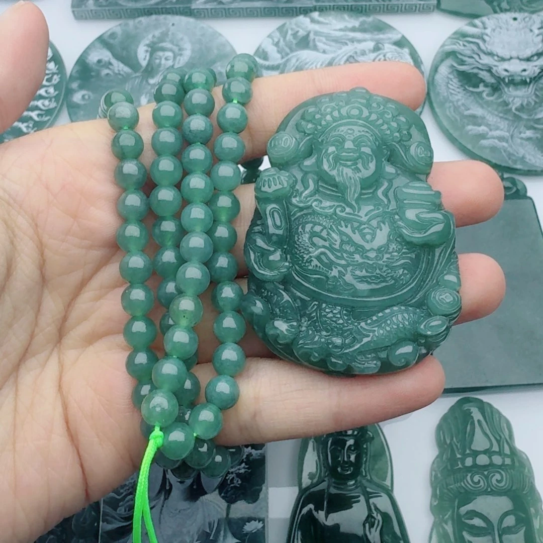 翡翠未镶嵌颈饰多样性发货天然A货翡翠