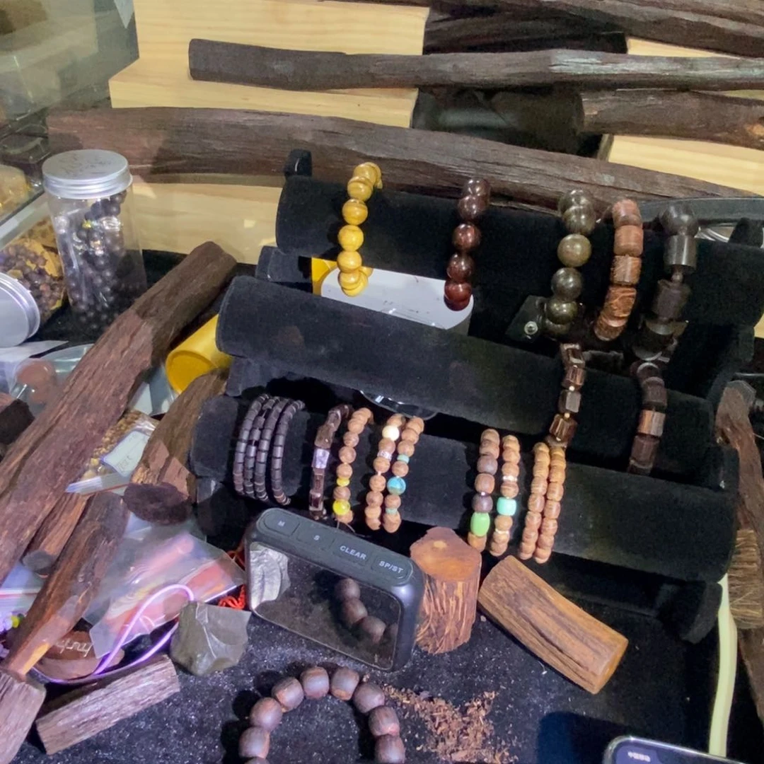 木糖****༽降真香1516爆 香