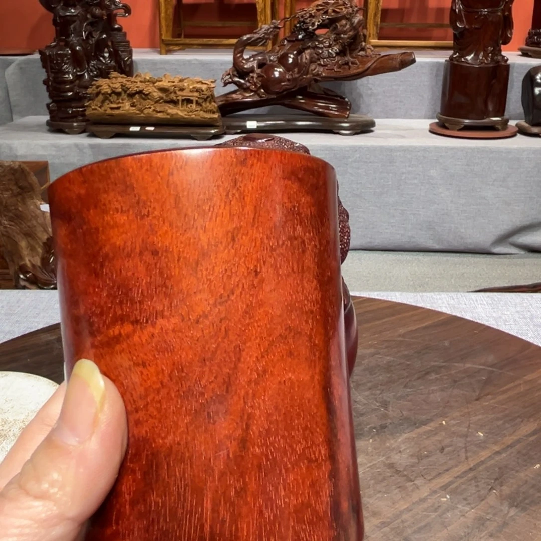 用***6木精品工艺品展示