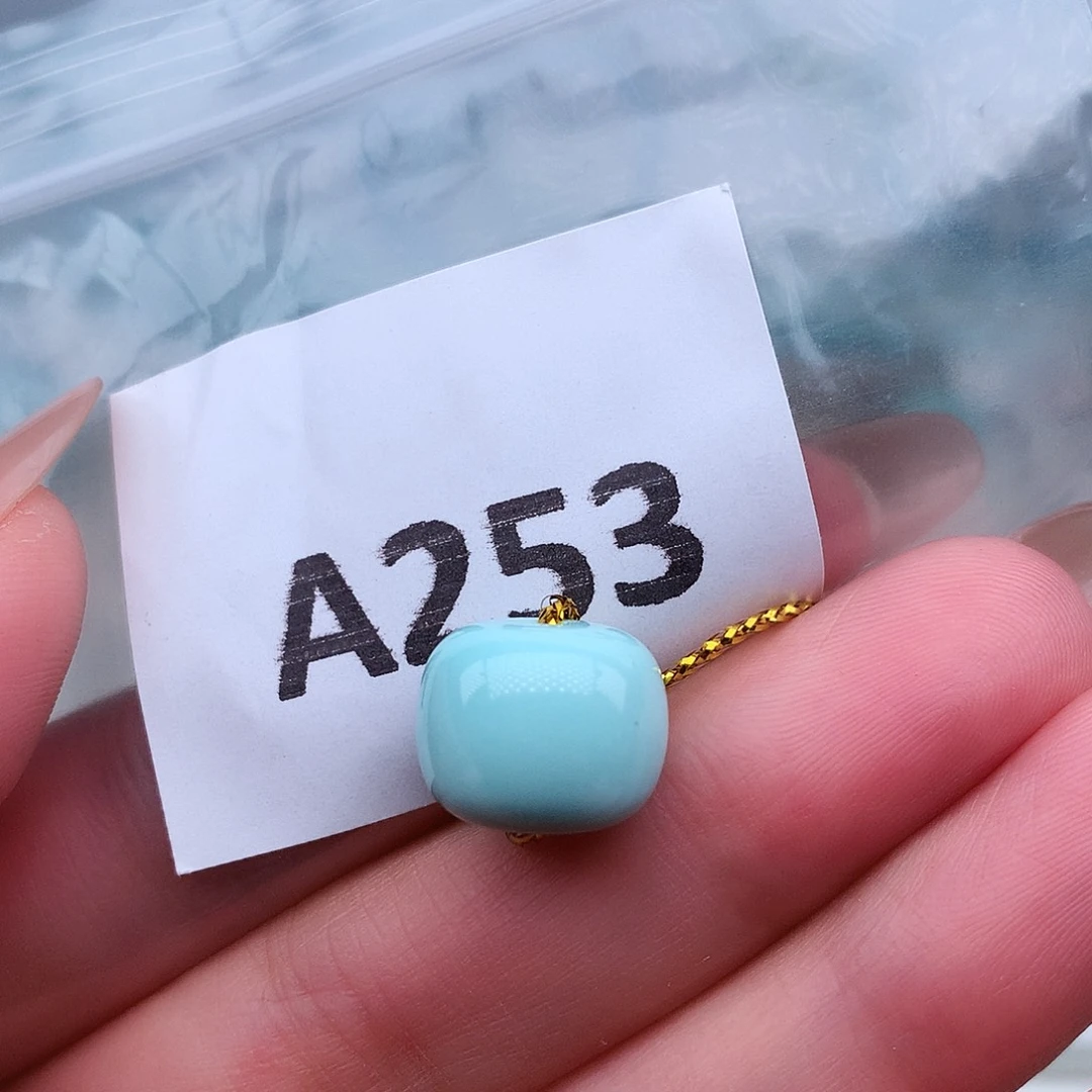 绿松石未镶嵌高瓷高色