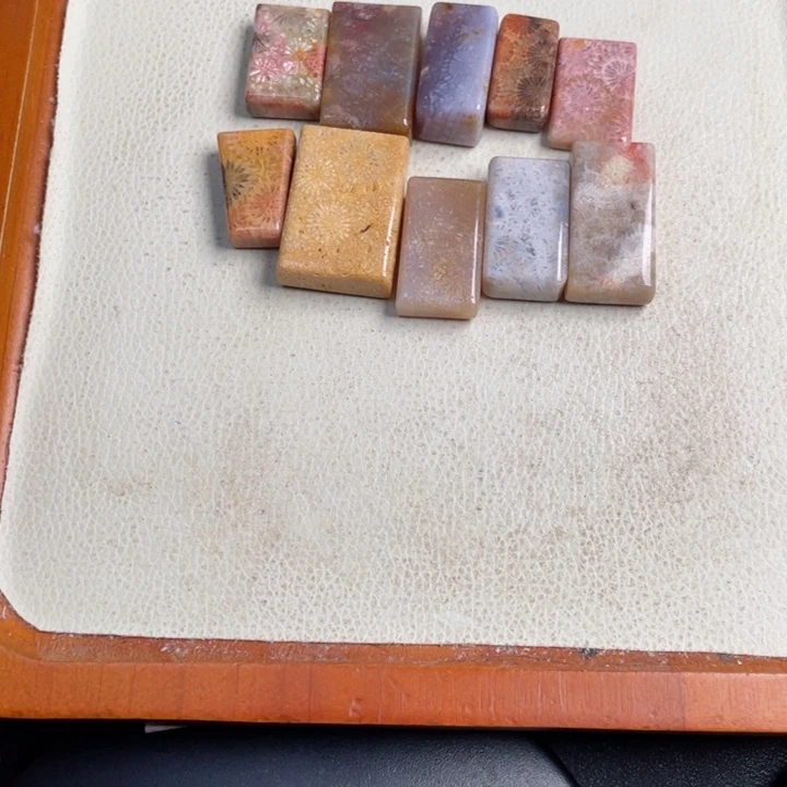 合金颈饰硅化玉月**℡46