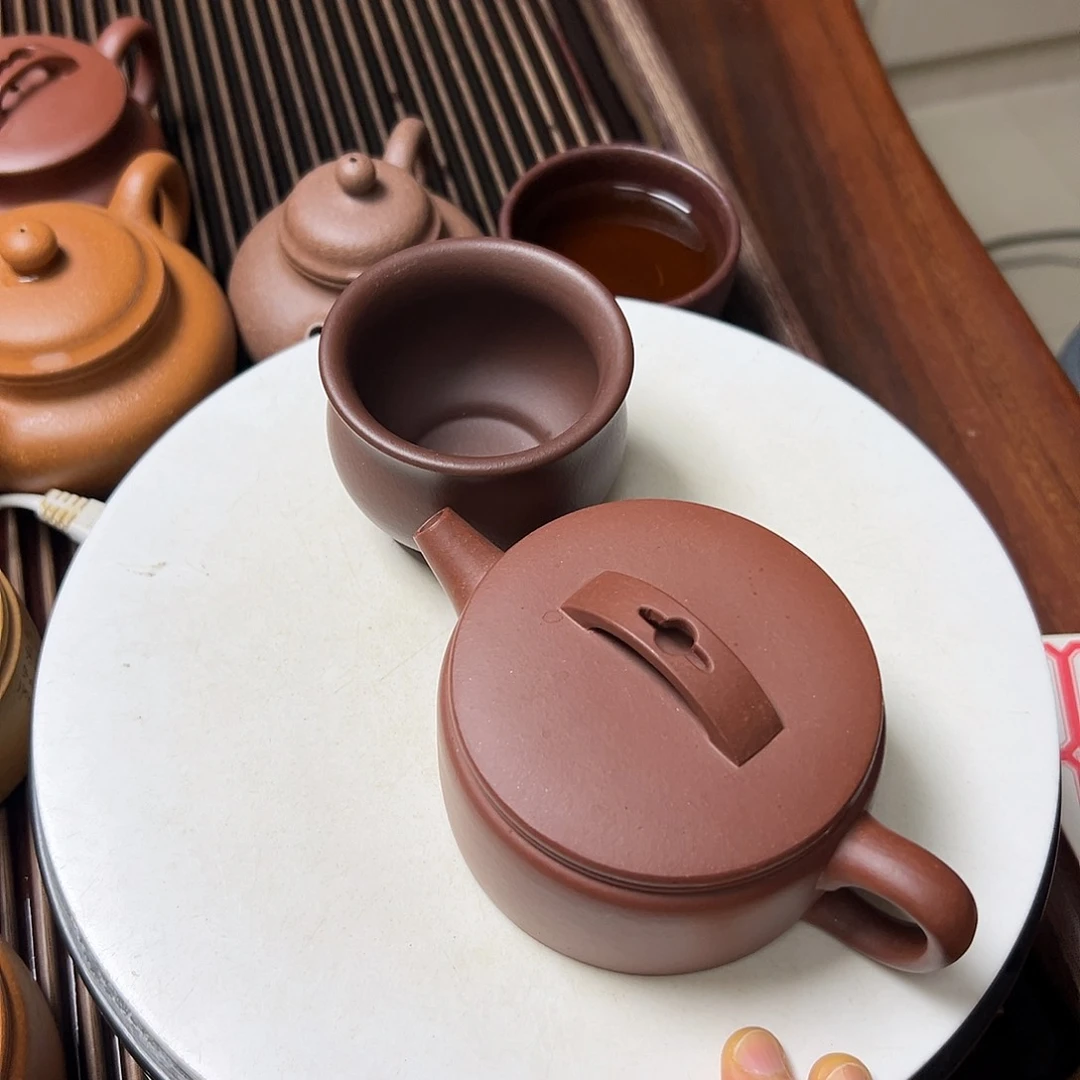 紫泥茶壶紫砂壶等传统