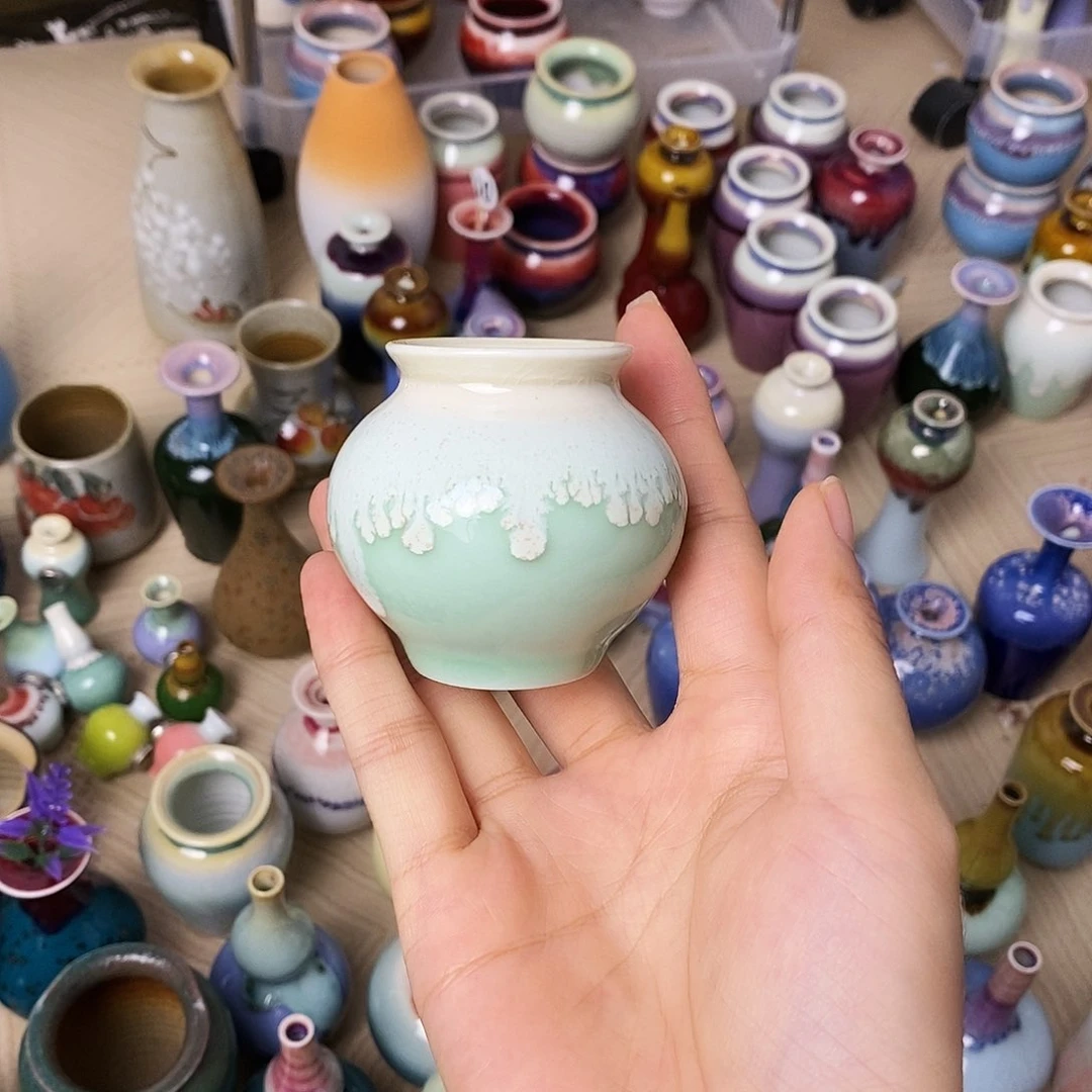 摆件巴掌大景德镇高温陶瓷小花器