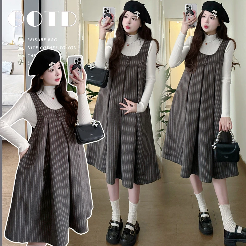 xixi~2025秋冬款新款洋气减龄条纹背心连衣裙孕妇两件套装